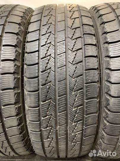 Nexen Winguard Ice 215/65 R16 98Q