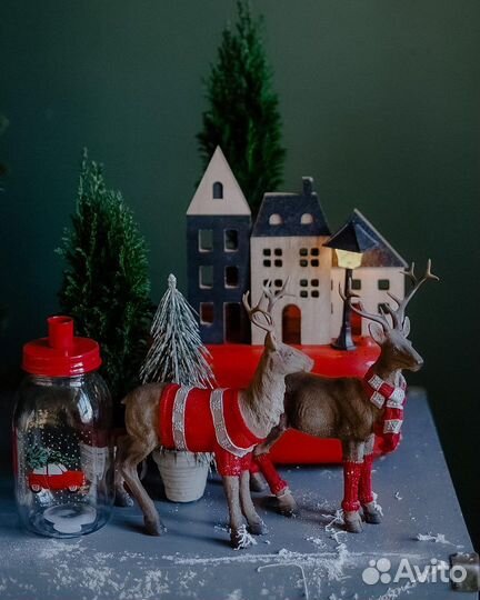Олени новогодние