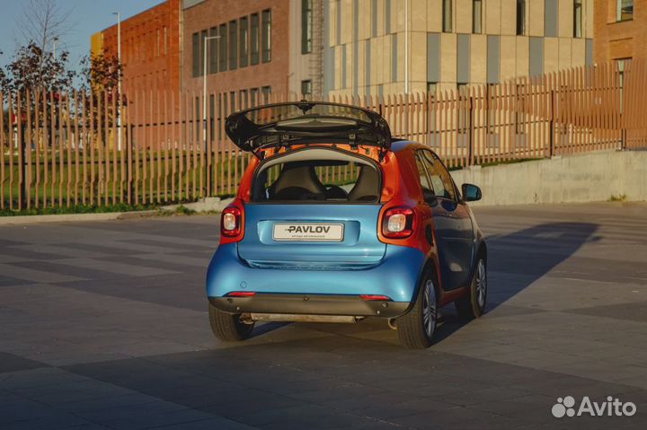 Аренда SMART new. Пpoкат SMART Fortwo с/бeз водитe