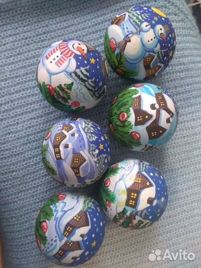 Новогодний шар деревянный с ручной росписью