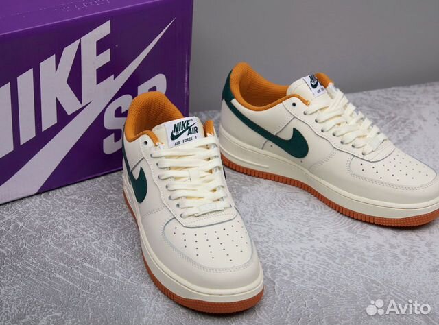 Кроссовки Nike Air Force 1