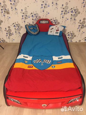 Покрывало с подушками