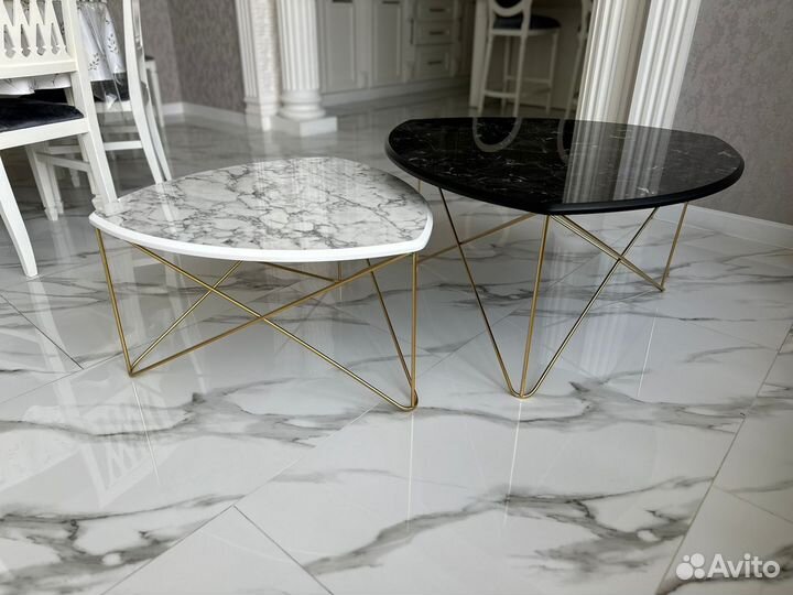 Журнальный столик