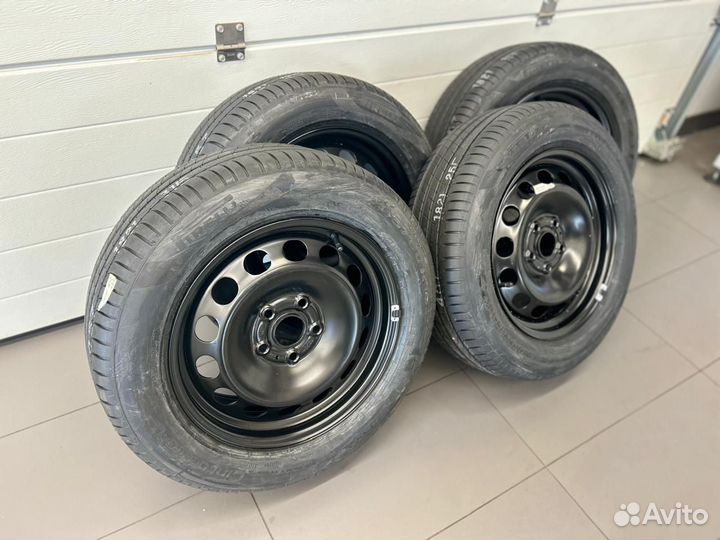 Pirelli Cinturato P7 205/60 R16 92H