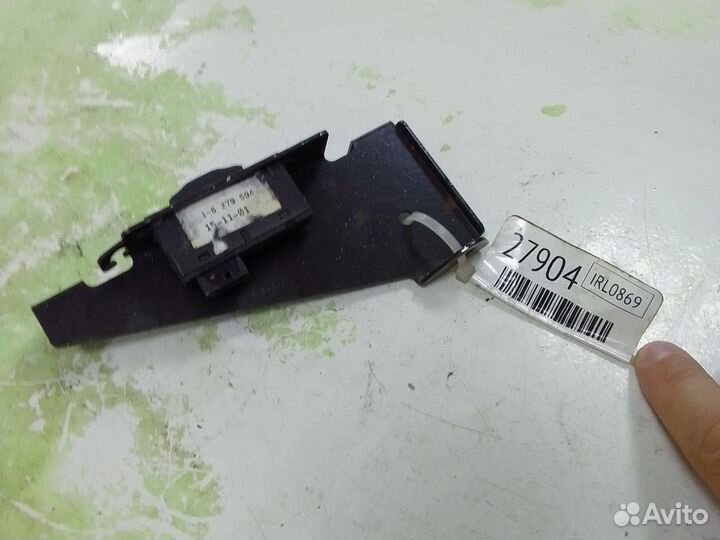 Кнопка акб BMW 7