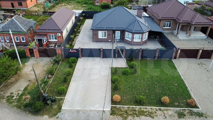 Дом 147 м² на участке 7 сот.