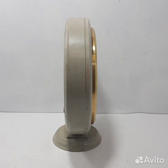 Часы настольные 