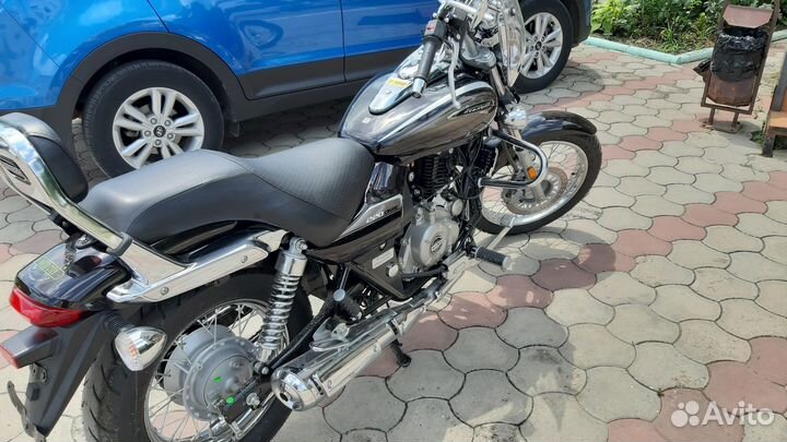 Bajaj Avenger 220 cruise