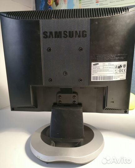 Мониторы Samsung 15 дюймов