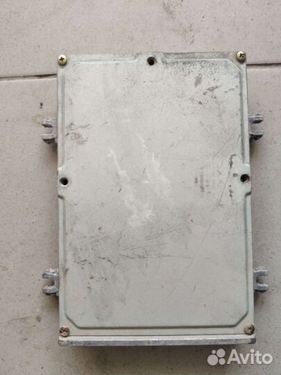 Блок управления двигателем Honda Stepwgn