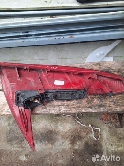 Фонарь задний пежо 206 универсал