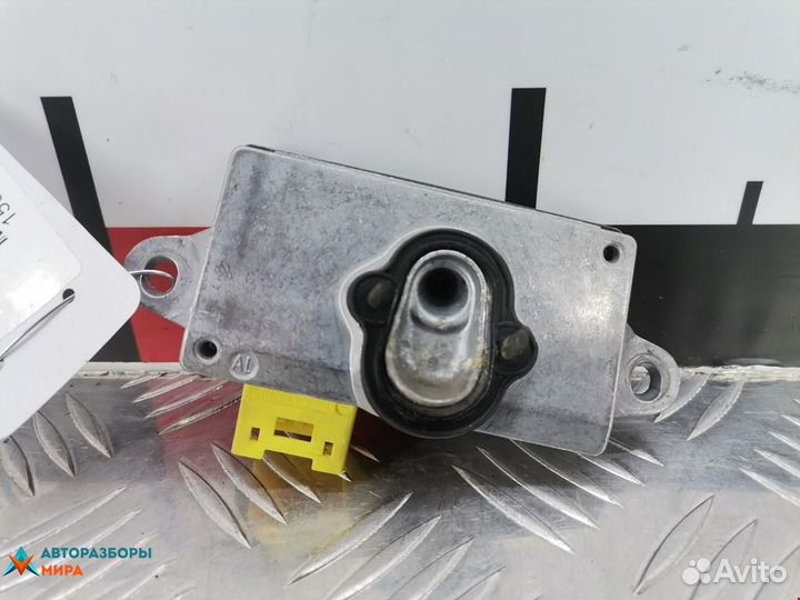 Датчик удара BMW 7 E65/E66/E67 2004 65776970908