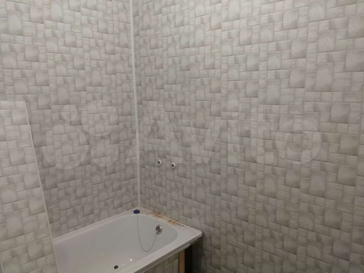 2-к. квартира, 61 м², 1/2 эт.