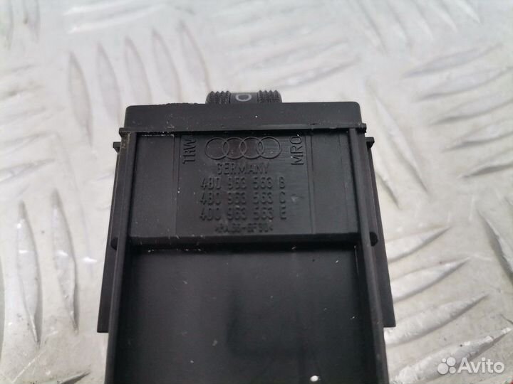 Кнопка обогрева сидений Audi A6 4B/C5 2000