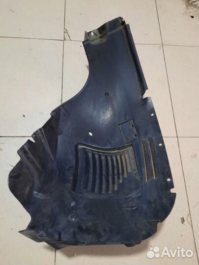 Подкрылок передний правый Mercedes Benz Gle W167