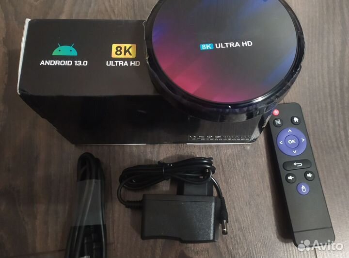 SMART tv приставка 4/64Gb, wi-fi, 13 android