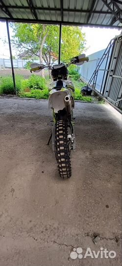 Мотоцикл Rockot R5F Raptor