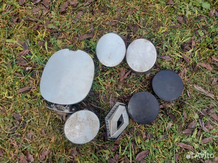 Лючек бензобака и заглушки на бампер Рено Симбол