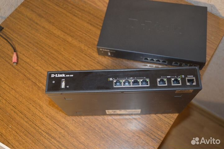 Коммутатор D-Link DSR-500