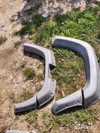 Продам расширители арок на патриот И симбирь