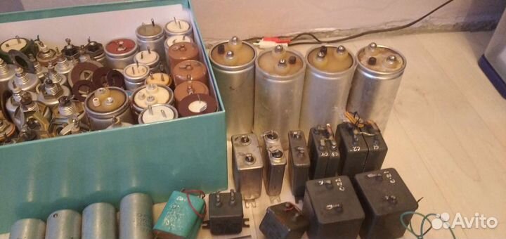 Конденсаторы разные