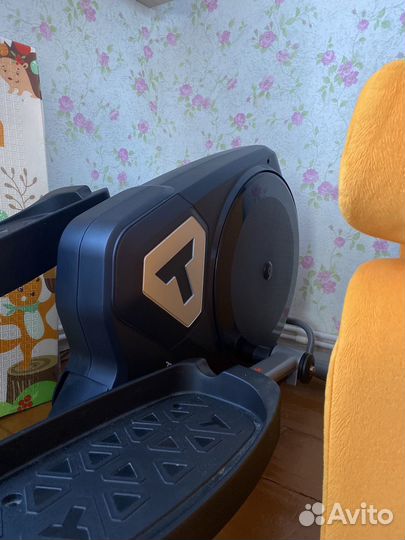 Эллиптический тренажер tourneo