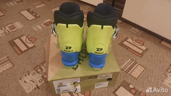 Горнолыжные ботинки