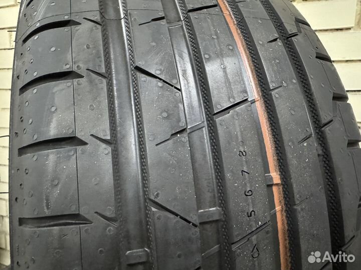 Ikon Tyres Autograph Ultra 2 225/45 R17 102H