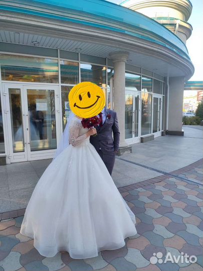 Свадебное платье