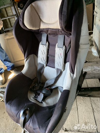 Детское автомобильное кресло
