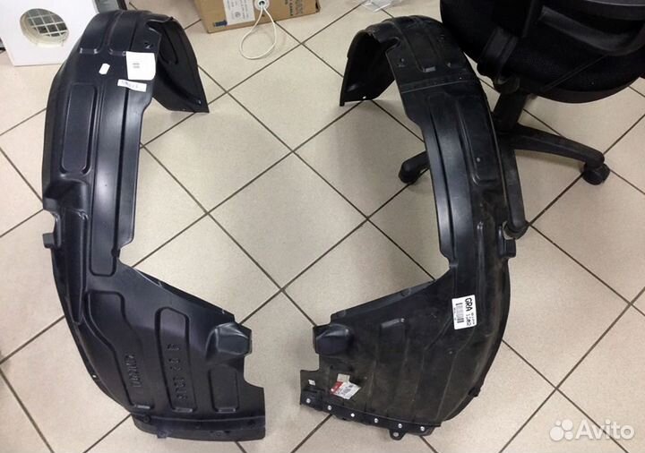 Подкрылок передний левый Киа Спортейдж 2010-2015