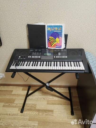 Синтезатор yamaha psr e423