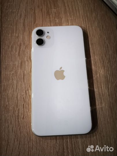 iPhone 11, 64 ГБ