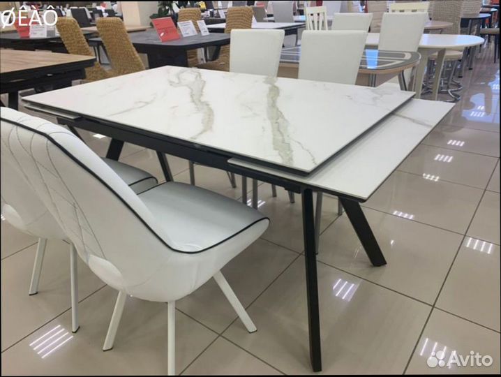 Кухонный стол