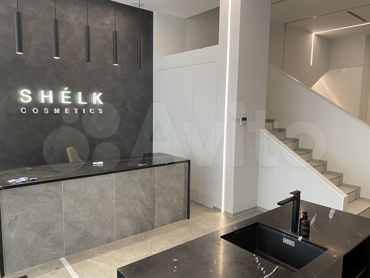 Торговая площадь, 158.4 м²