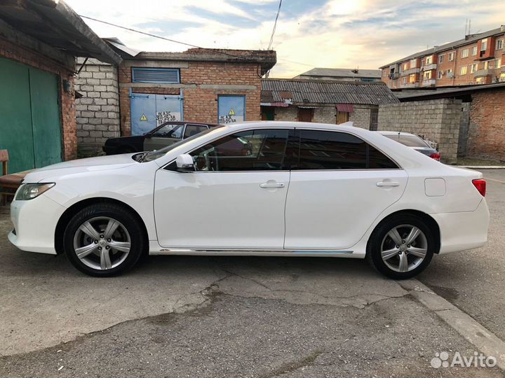 Toyota Camry 2.5 AT, 2012, 234 700 км