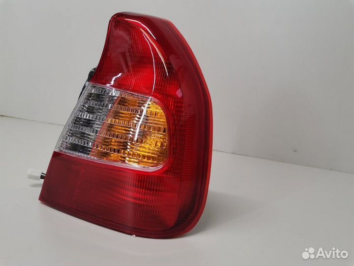 Фонарь левый правый хендай Акцент hyundai accent
