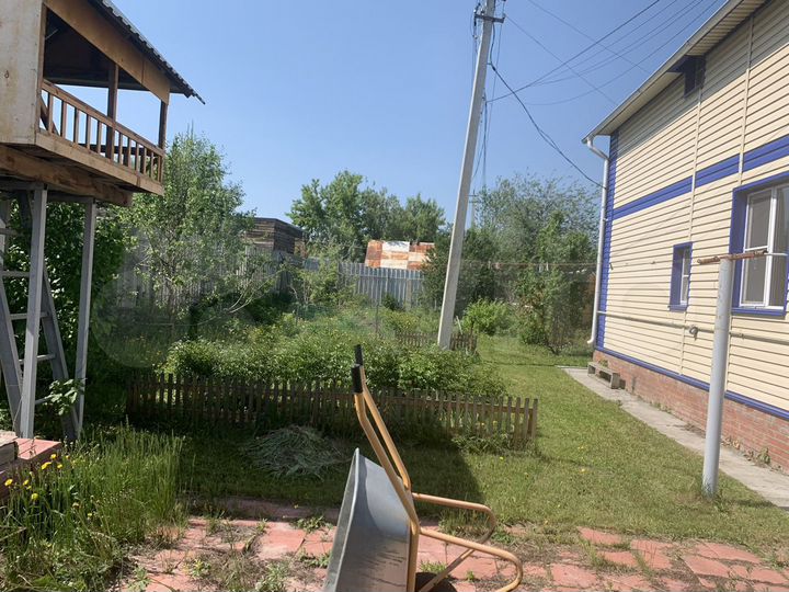 Коттедж 160 м² на участке 12 сот.