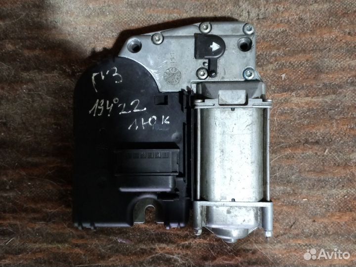 Моторчик люка golf 3