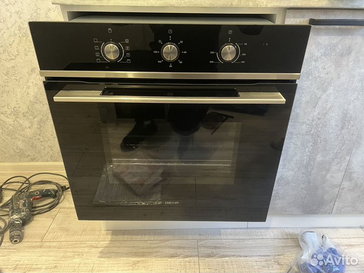 Духовой шкаф