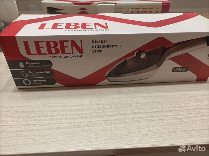 Отпариватель для одежды Leben