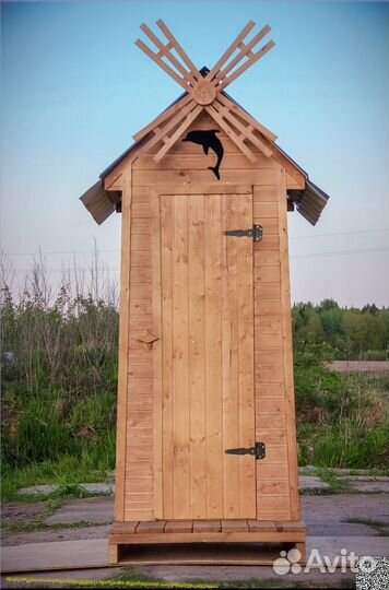 Дачный туалет деревянный