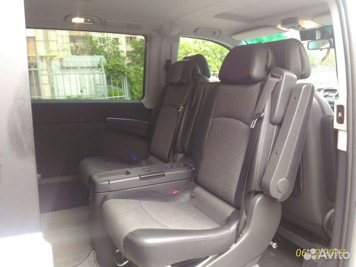 Микроавтобус, минивэн Mercedes Viano