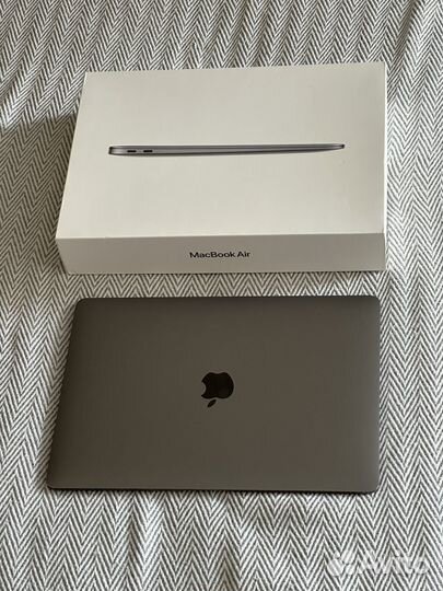 Apple MacBook Air