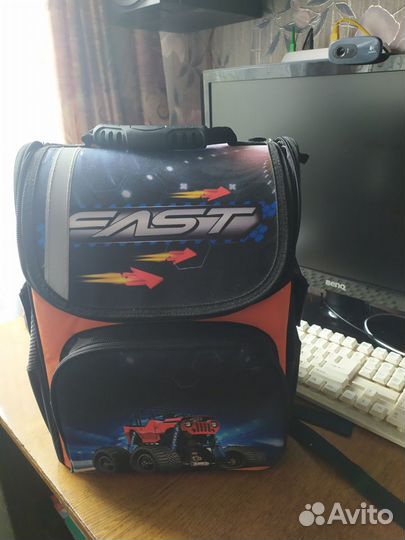 Продаю детский ортопедический рюкзак