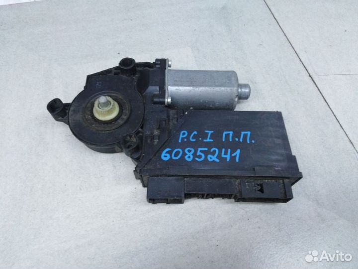 Моторчик переднего правого стеклоподъемника