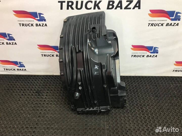 Подкрылок левый Man TGL