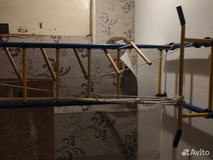 Шведская стенка с турником