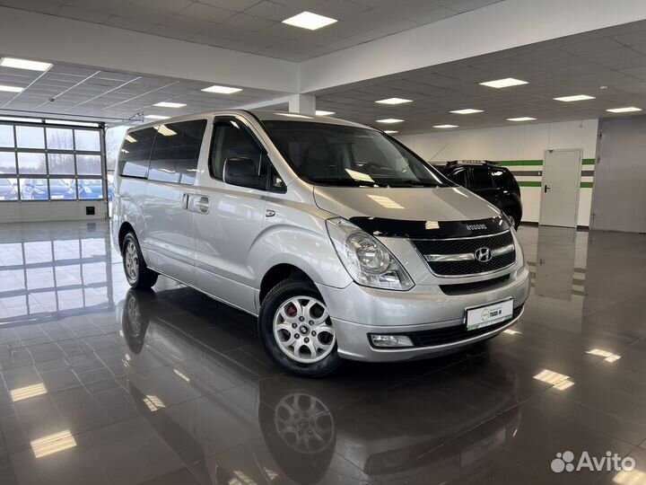 Hyundai Grand Starex 2.5 AT, 2009, 205 843 км