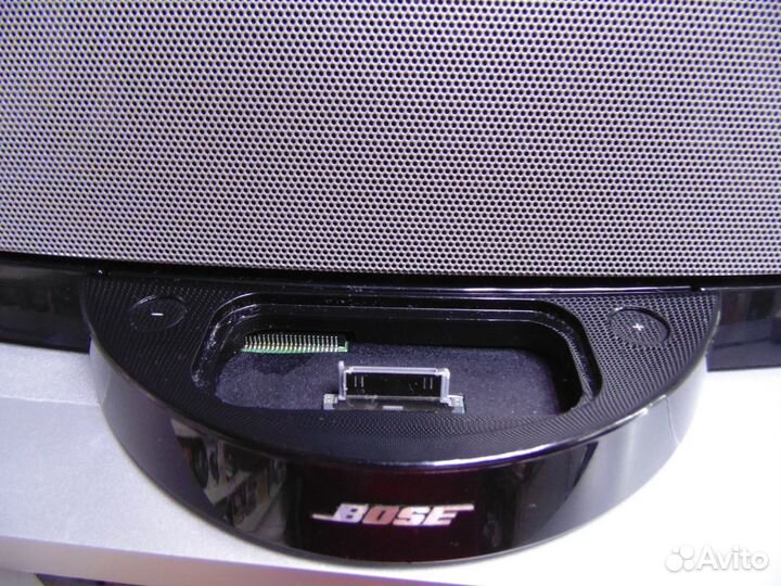 Bose SoundDock c Пультом